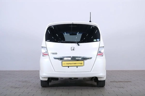 Минивэн Honda Freed 2011 года, 1239000 рублей, Омск