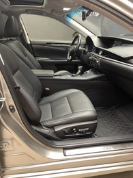 Седан Lexus ES 2016 года, 2100000 рублей, Красноярск