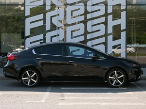 Седан Kia Cerato 2017 года, 1498000 рублей, Волгоград