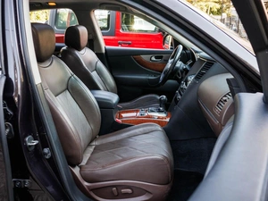 Внедорожник Infiniti QX70 2014 года, 2699000 рублей, Большой Сочи