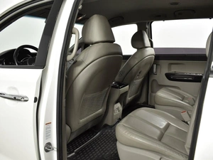 Минивэн Kia Carnival 2016 года, 2473100 рублей, Казань