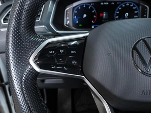 Внедорожник Volkswagen Tiguan 2022 года, 3327000 рублей, Ставрополь