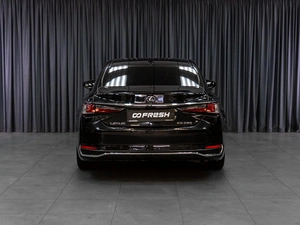Седан Lexus ES 2019 года, 2949000 рублей, Тюмень