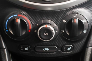 Хетчбэк Hyundai Solaris 2013 года, 869000 рублей, Пермь