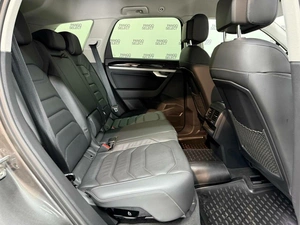 Внедорожник Volkswagen Touareg 2019 года, 4550000 рублей, Красноярск
