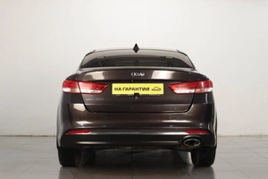 Седан Kia Optima 2017 года, 1659000 рублей, Челябинск