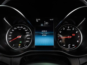 Седан Mercedes-benz C-класс 2019 года, 3199000 рублей, Воронеж