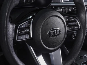 Седан Kia Optima 2018 года, 1568000 рублей, Ростов-на-Дону