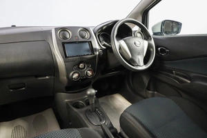 Хетчбэк Nissan Note 2015 года, 859000 рублей, Новосибирск