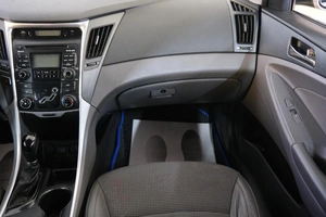 Седан Hyundai Sonata 2010 года, 989000 рублей, Омск