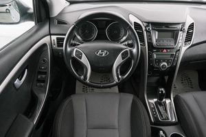 Хетчбэк Hyundai i30 2013 года, 849000 рублей, Красноярск