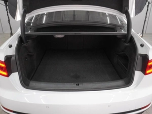 Седан Audi A4 2018 года, 3019000 рублей, Воронеж