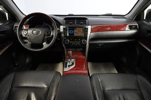 Седан Toyota Camry 2012 года, 2089000 рублей, Новосибирск