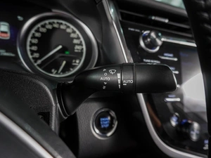 Седан Toyota Camry 2019 года, 2549000 рублей, Воронеж