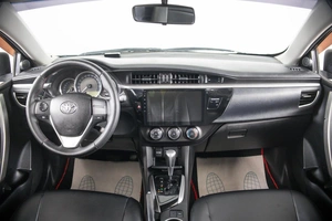 Седан Toyota Corolla 2014 года, 949000 рублей, Пермь