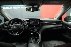 Седан Toyota Camry 2021 года, 2990000 рублей, Курск