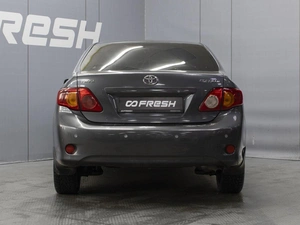 Седан Toyota Corolla 2008 года, 720000 рублей, Омск