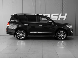 Внедорожник Toyota Land Cruiser 2019 года, 6848000 рублей, Тверь