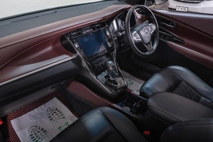 Внедорожник Toyota Harrier 2019 года, 2979000 рублей, Томск