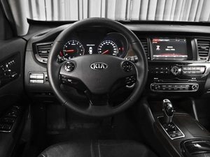 Седан Kia Quoris 2013 года, 1696000 рублей, Ставрополь