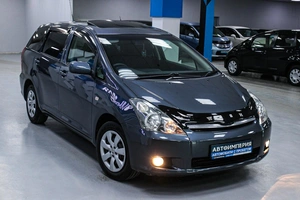 Минивэн Toyota Wish 2005 года, 798000 рублей, Солонцы