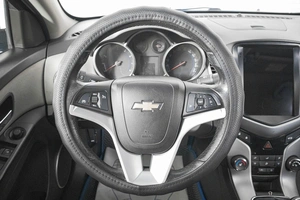 Седан Chevrolet Cruze 2011 года, 659000 рублей, Кемерово