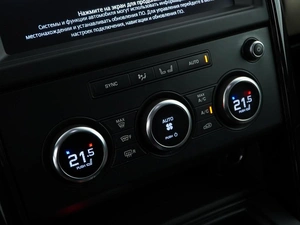 Внедорожник Land Rover Discovery 2019 года, 3350055 рублей, Москва