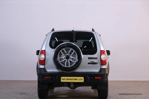 Внедорожник Chevrolet Niva 2020 года, 969000 рублей, Омск