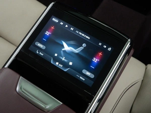 Седан Hongqi H9 2022 года, 4098999 рублей, Москва