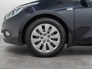 Универсал Kia Ceed 2013 года, 970000 рублей, Красноярск