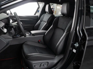 Седан Toyota Camry 2025 года, 4779000 рублей, Тюмень