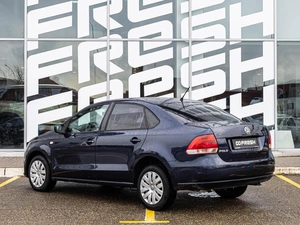 Седан Volkswagen Polo 2013 года, 660000 рублей, Краснодар