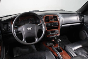 Седан Hyundai Sonata 2007 года, 539000 рублей, Сургут