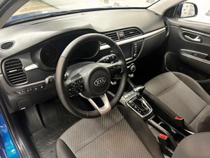 Хетчбэк Kia Rio X-Line 2019 года, 1595000 рублей, Красноярск