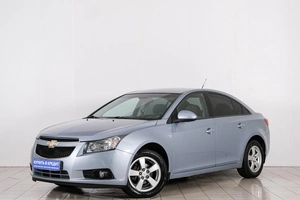 Седан Chevrolet Cruze 2010 года, 649000 рублей, Красноярск