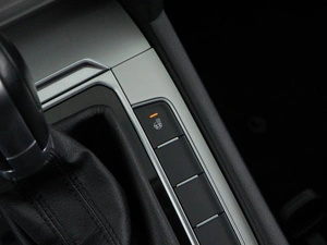 Седан Volkswagen Passat 2016 года, 1603444 рублей, Москва