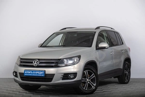 Внедорожник Volkswagen Tiguan 2013 года, 1259000 рублей, Томск