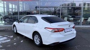 Седан Toyota Camry 2019 года, 2845000 рублей, Солонцы