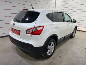Внедорожник Nissan Qashqai 2013 года, 1090000 рублей, Красноярск