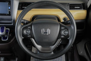 Минивэн Honda Freed 2018 года, 1659000 рублей, Тюмень