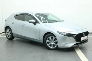 Хетчбэк Mazda 3 2021 года, 1395000 рублей, Красноярск