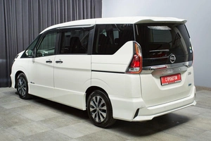 Минивэн Nissan Serena 2017 года, 1789000 рублей, Красноярск