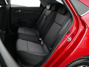 Седан Hyundai Solaris 2021 года, 1694444 рублей, Москва