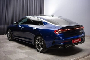 Седан Kia K5 2020 года, 2390000 рублей, Красноярск