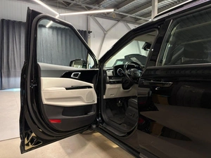 Минивэн Kia Carnival 2022 года, 3999000 рублей, Павловская Слобода