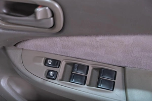 Седан Nissan Sunny 2000 года, 229000 рублей, Томск