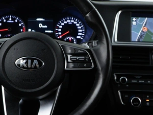 Седан Kia Optima 2018 года, 1798055 рублей, Москва