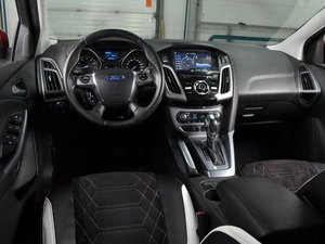 Хетчбэк Ford Focus 2012 года, 849000 рублей, Воронеж