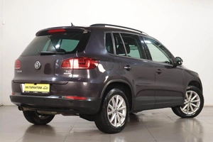 Внедорожник Volkswagen Tiguan 2015 года, 1699000 рублей, Челябинск
