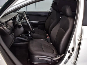 Седан Kia Rio 2015 года, 970000 рублей, Муром